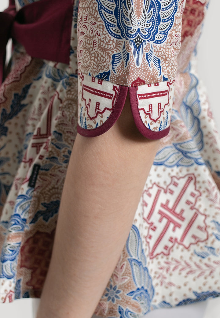 Hadinata Batik Wanita Blouse Nayla Gilby